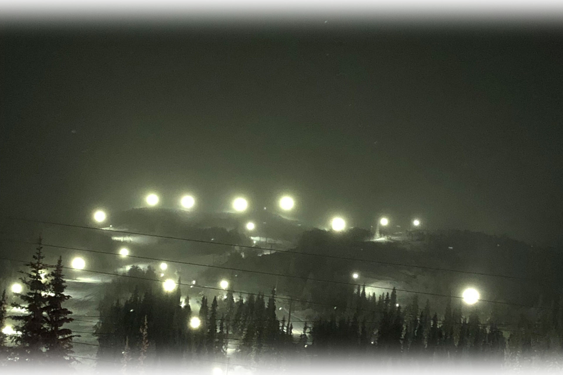 Night Skiing 